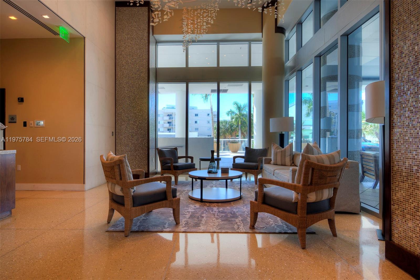 6799 Collins Ave # 1506