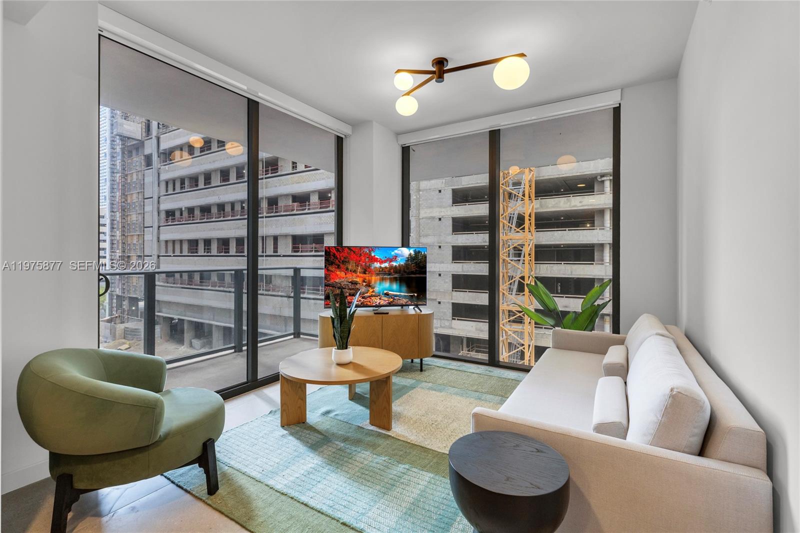 11 NE 6 St # 407