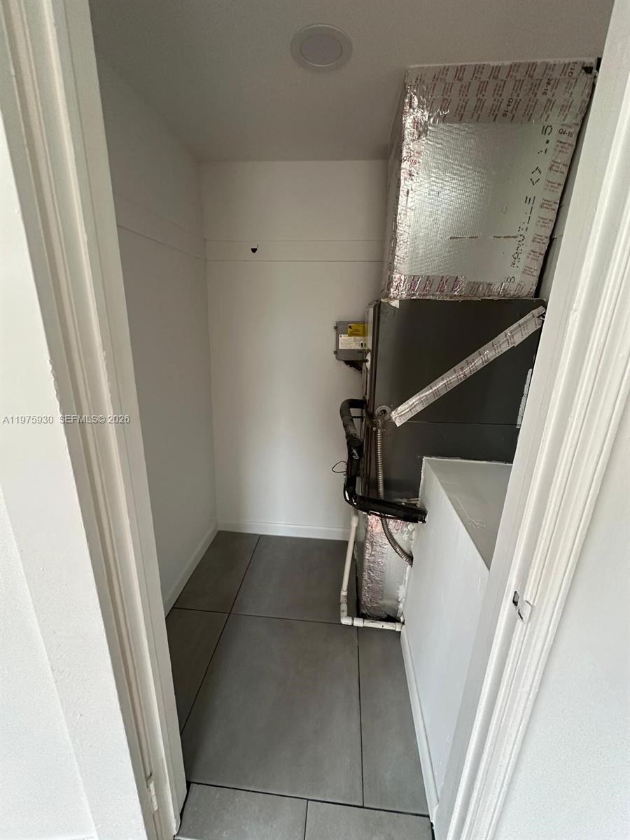 1289 Marseille Dr # 50