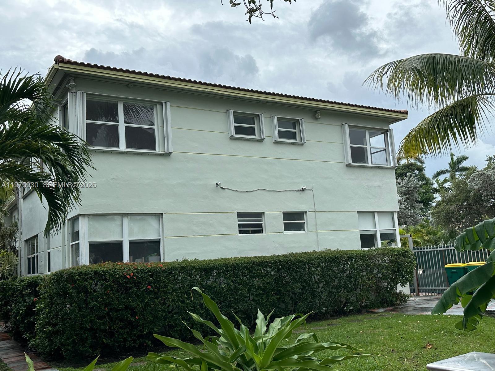 1289 Marseille Dr # 50