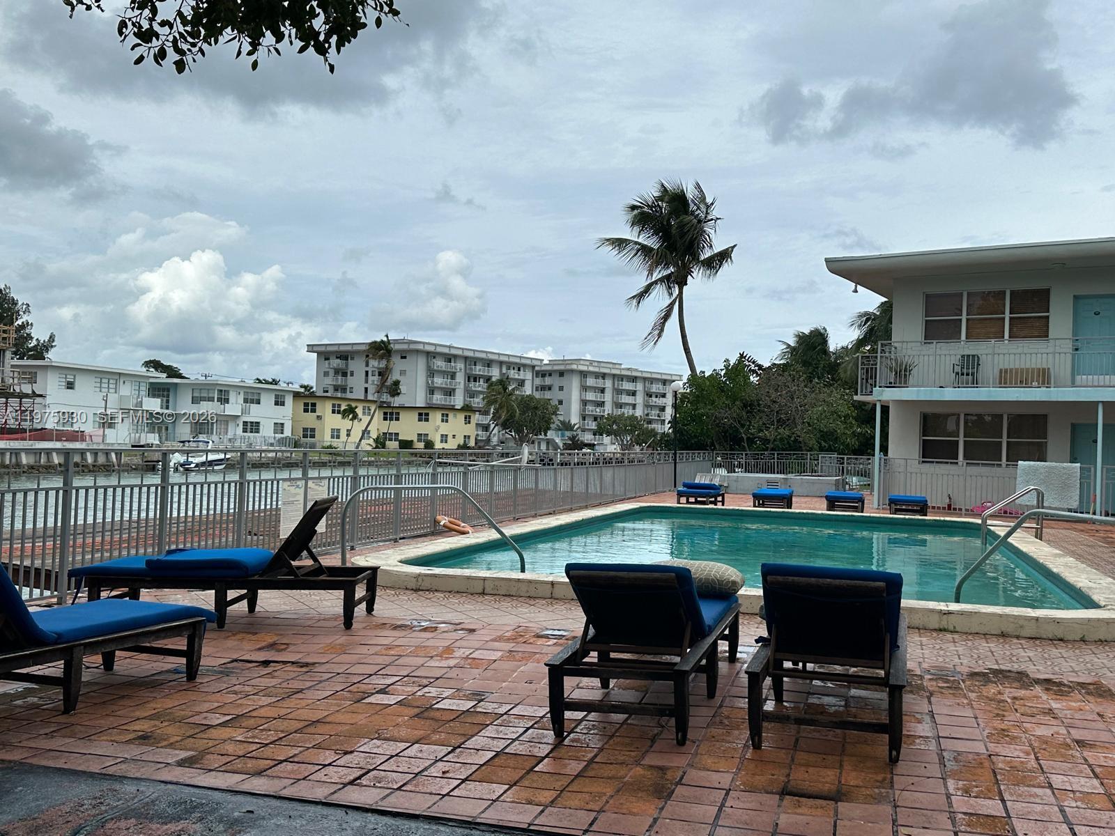 1289 Marseille Dr # 50