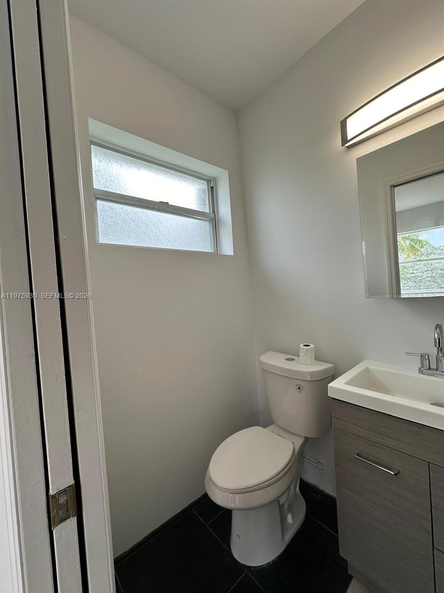 1289 Marseille Dr # 50