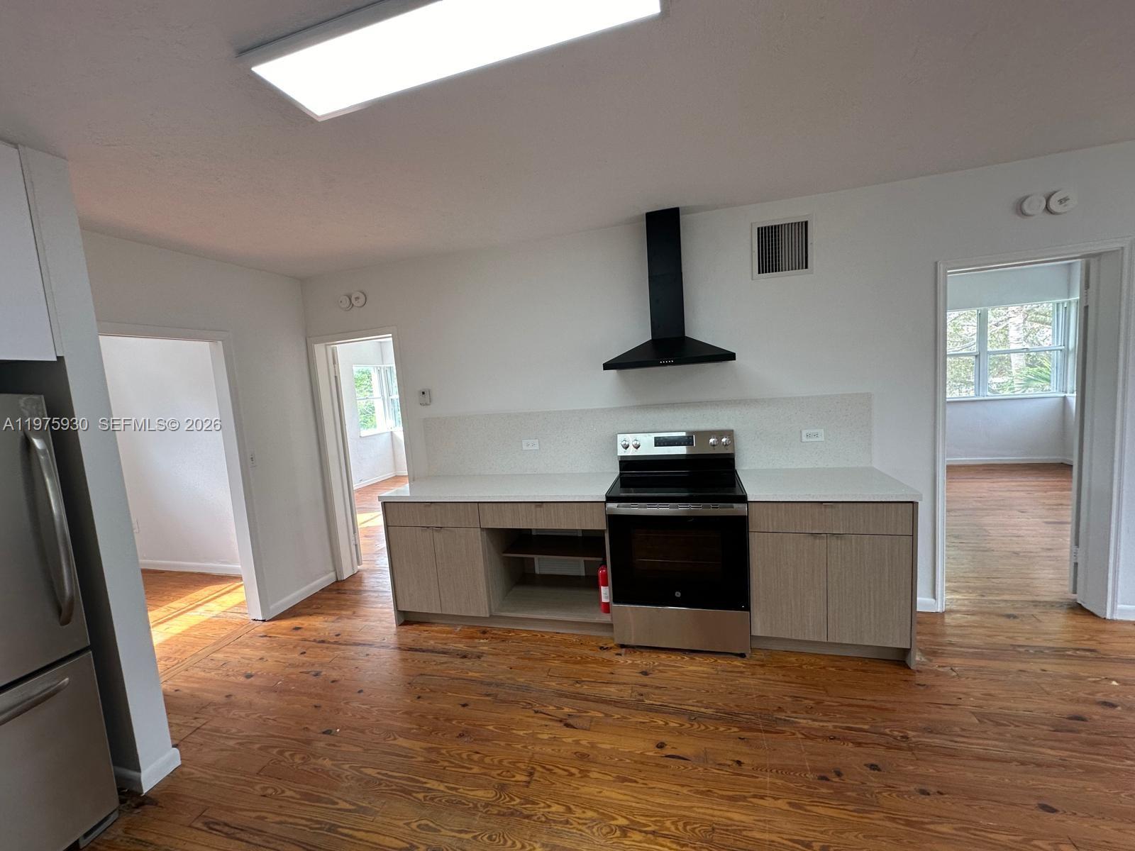 1289 Marseille Dr # 50