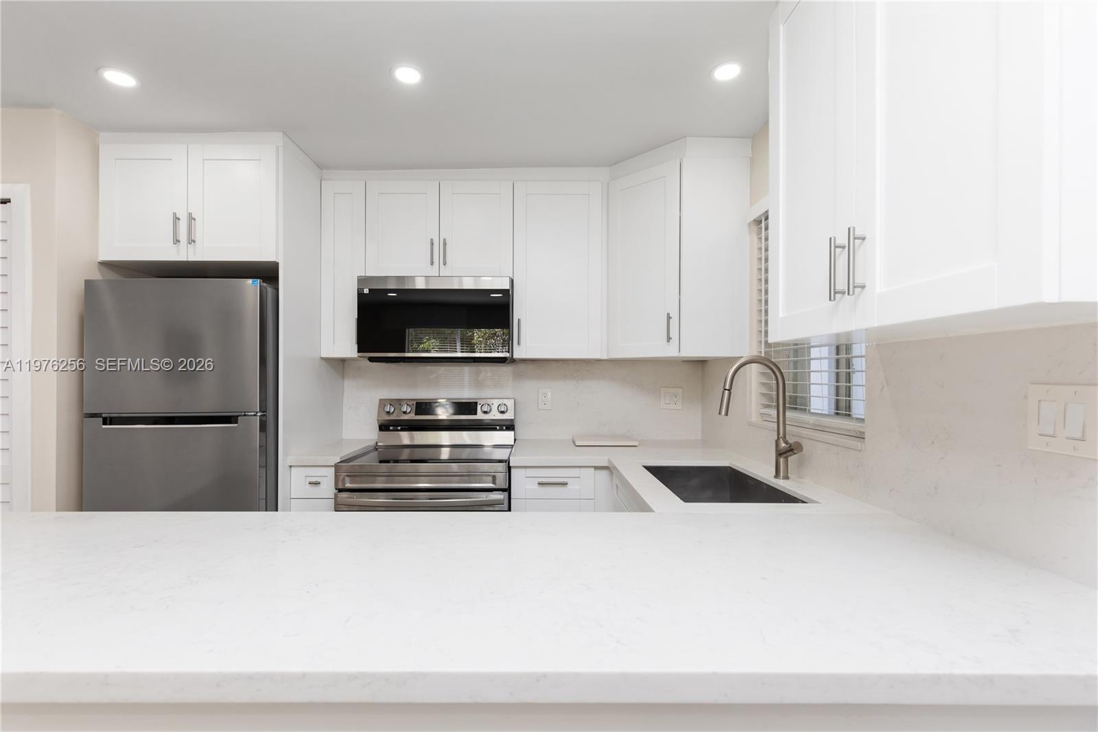 3101 SW 27th Ave # 204