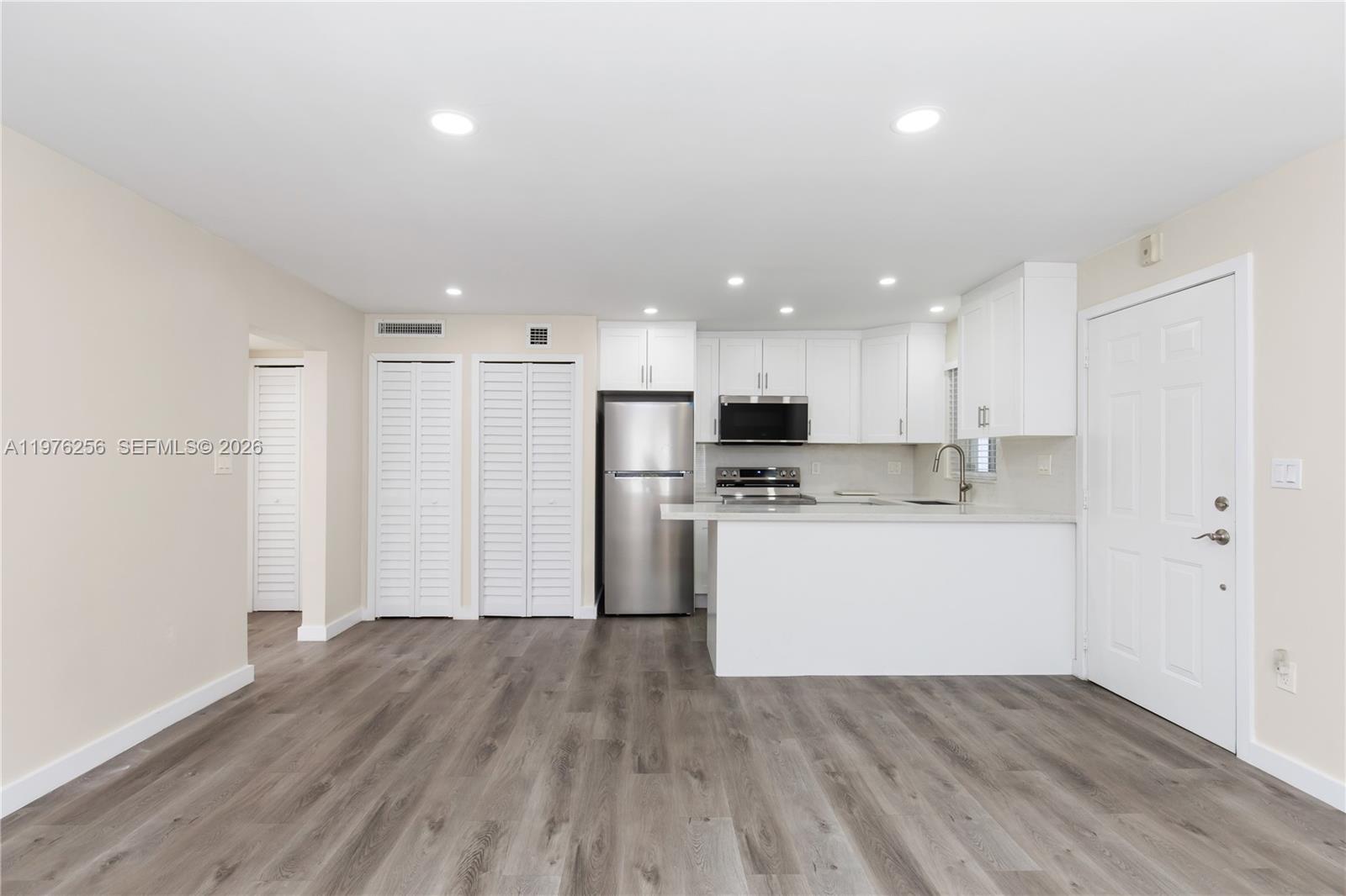 3101 SW 27th Ave # 204