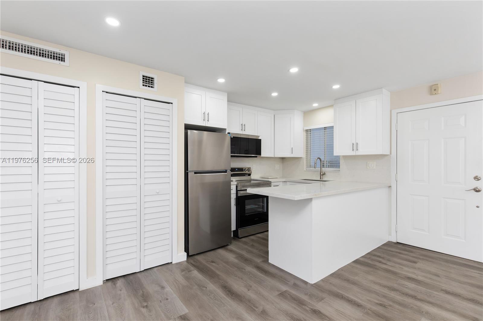 3101 SW 27th Ave # 204