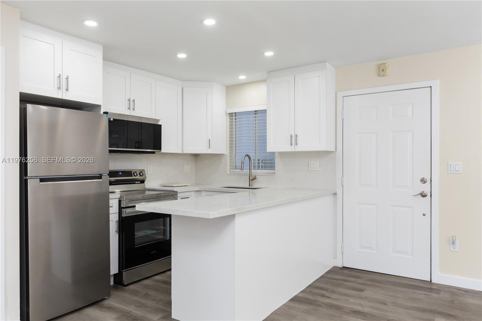 3101 SW 27th Ave # 204