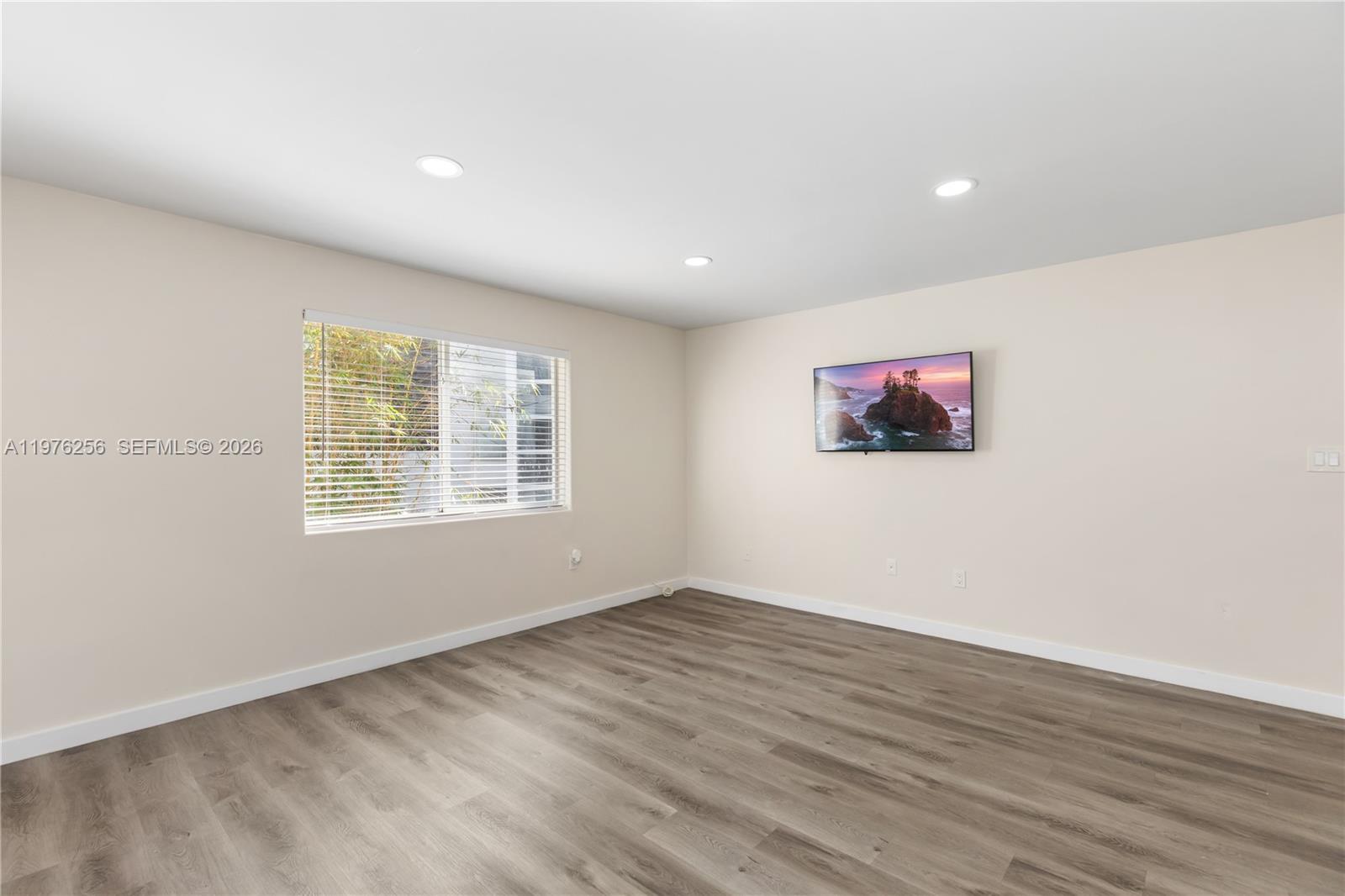 3101 SW 27th Ave # 204