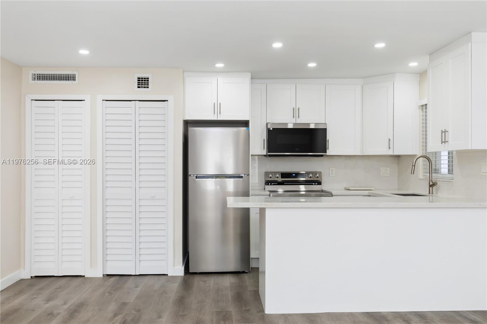 3101 SW 27th Ave # 204