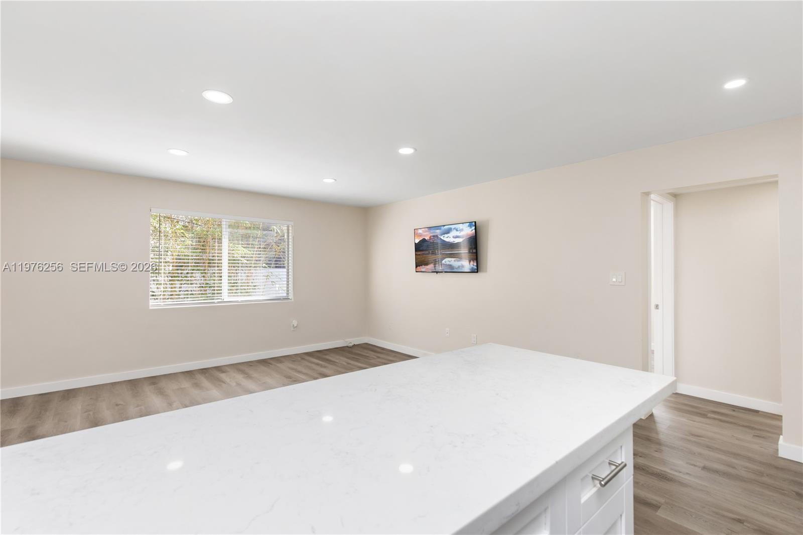 3101 SW 27th Ave # 204