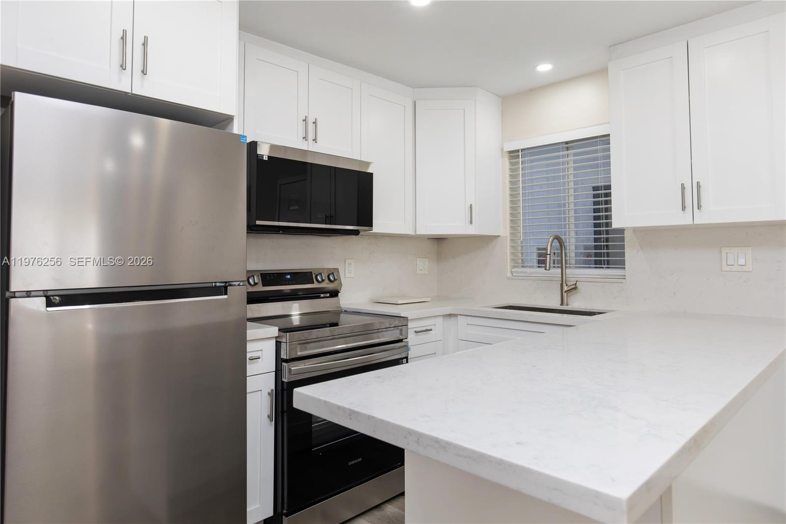 3101 SW 27th Ave # 204