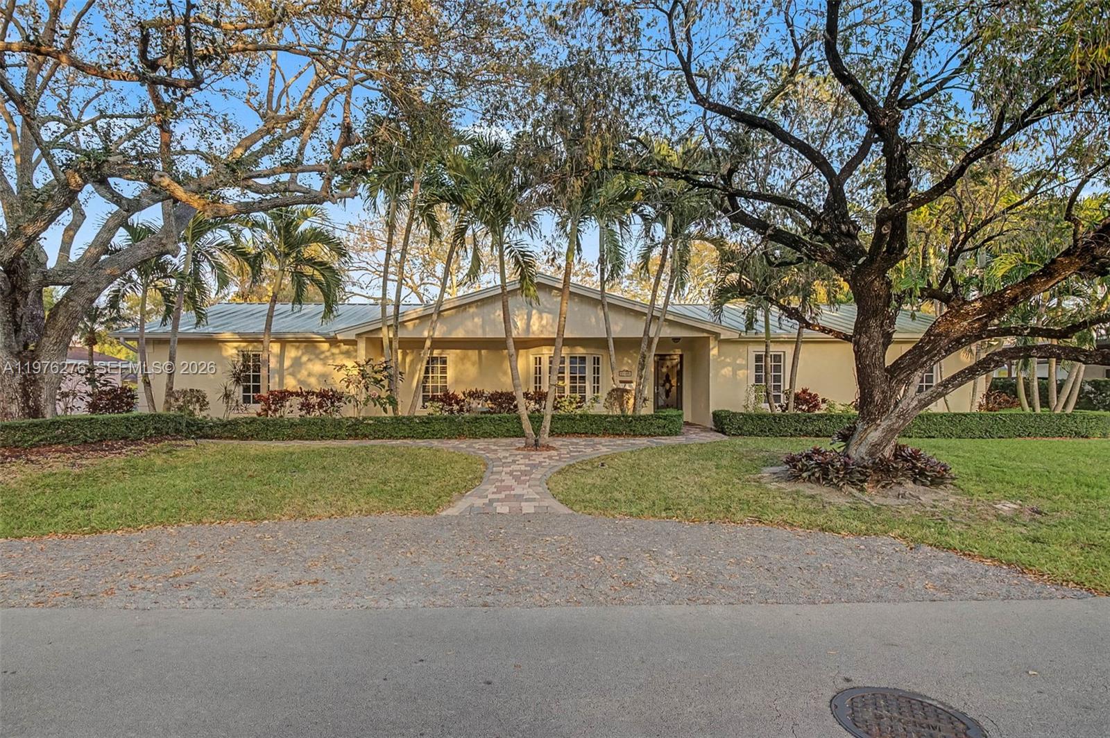 15401 SW 81 Av