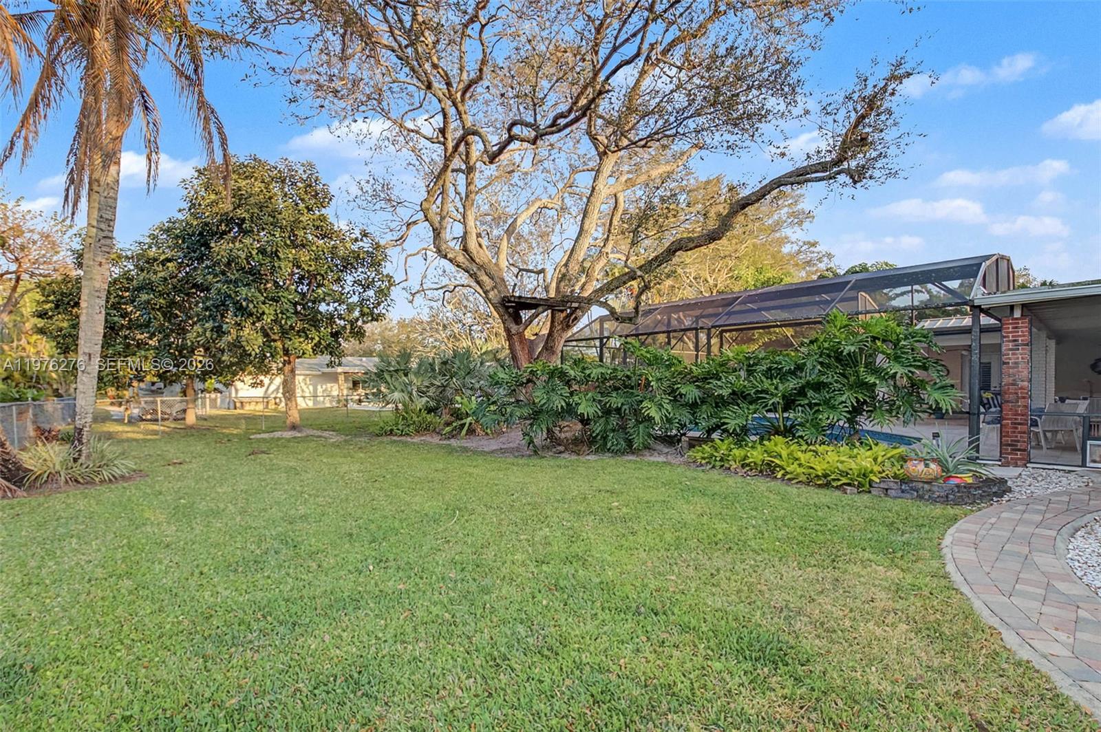 15401 SW 81 Av