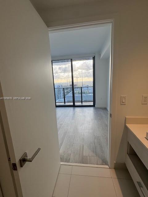 55 SW 9th St # 3307