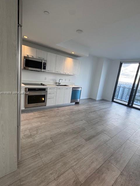 55 SW 9th St # 3307