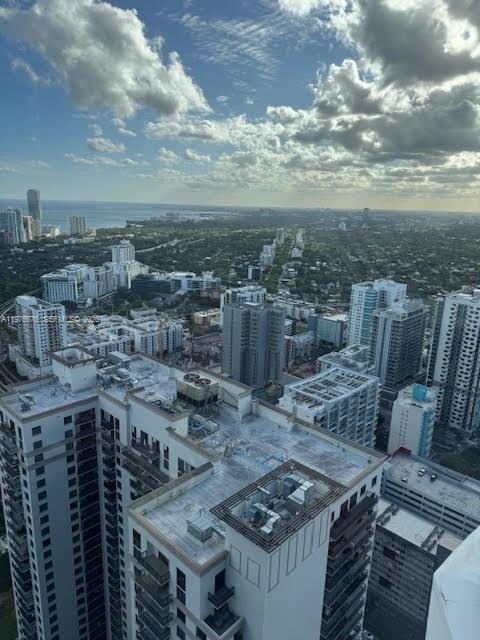 55 SW 9th St # 3307