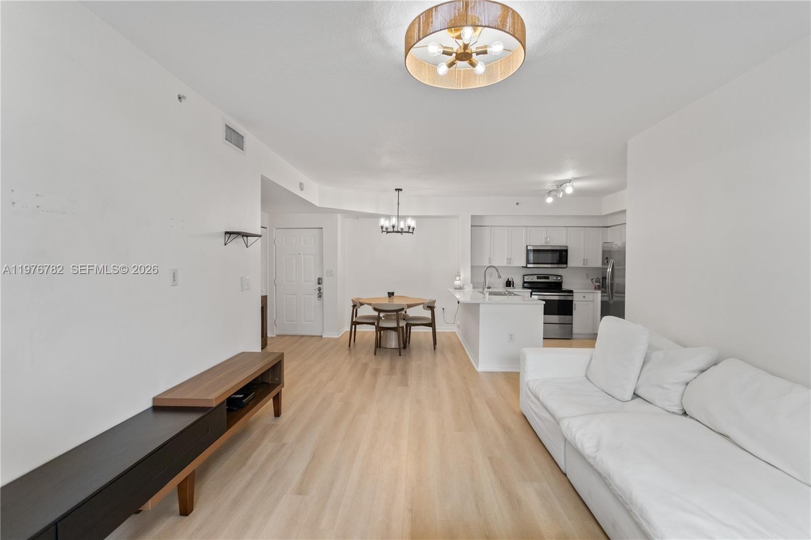 6851 SW 44th St # 107