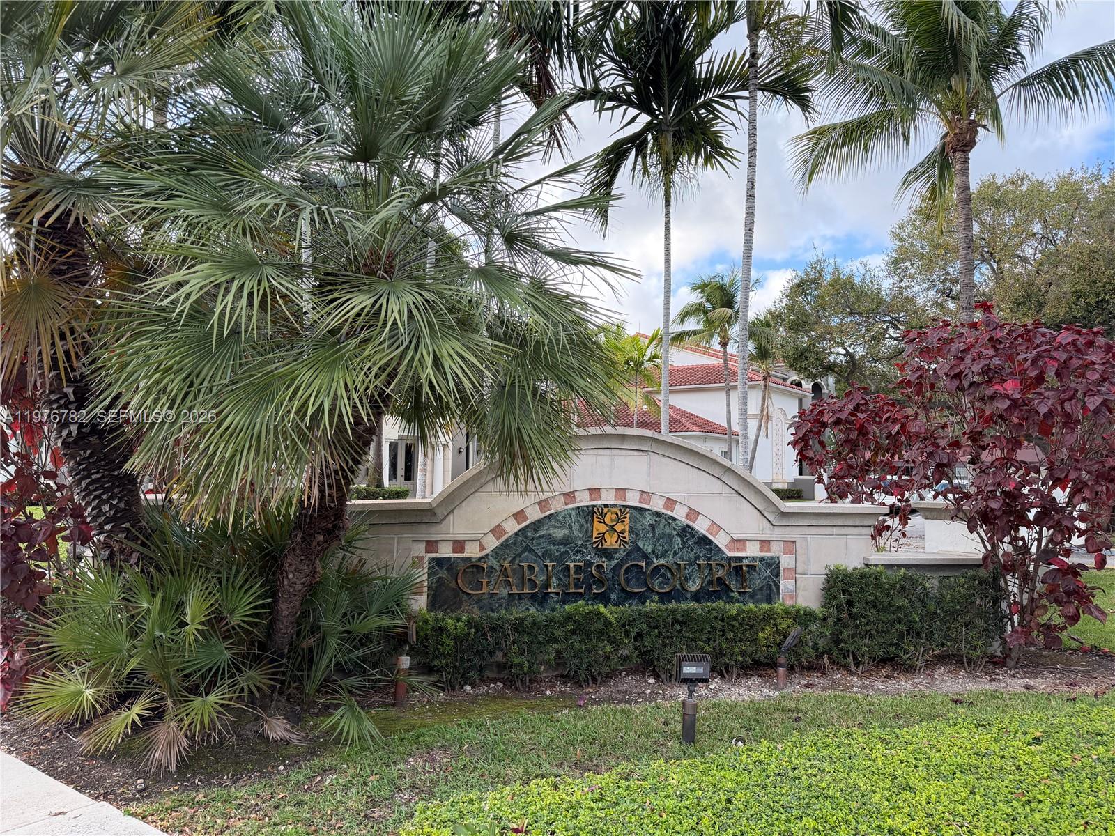 6851 SW 44th St # 107