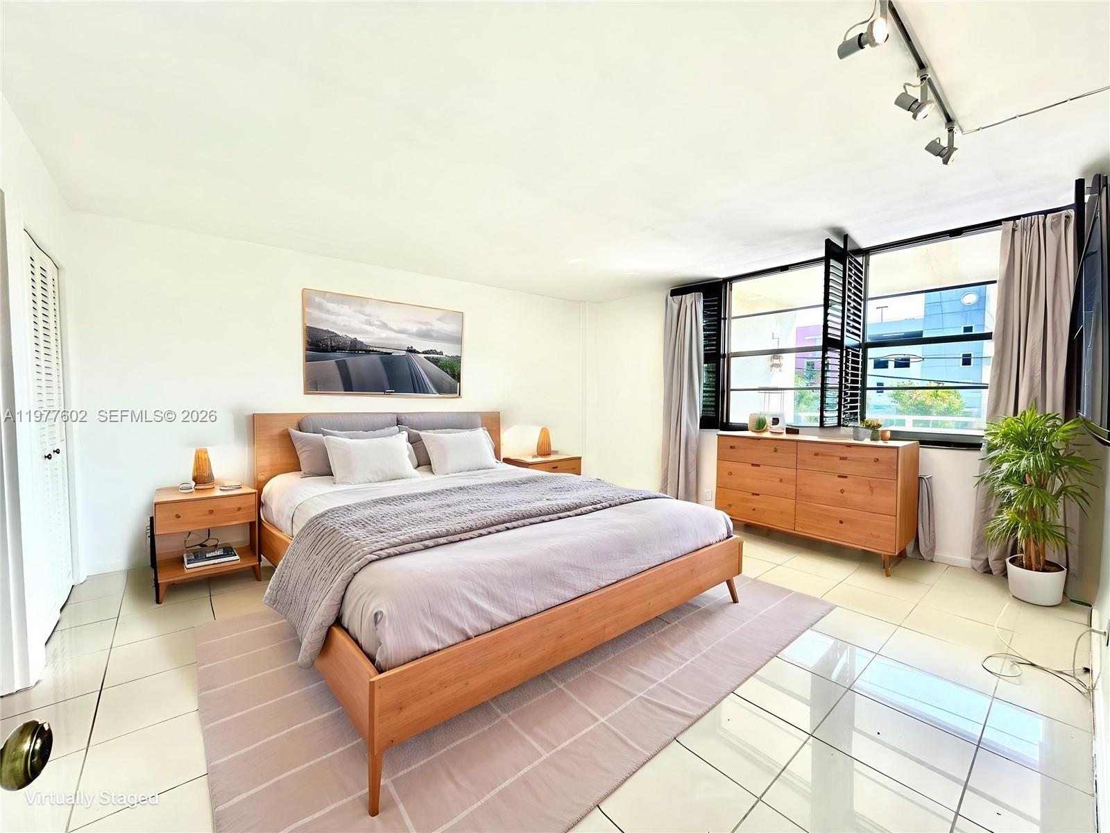 9500 W Bay Harbor Dr # 2G