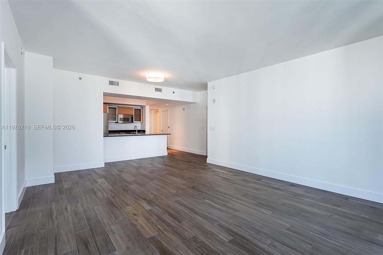 951 Brickell Ave # 1711