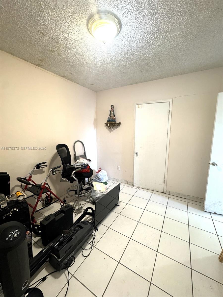 330 NW 23rd Ct