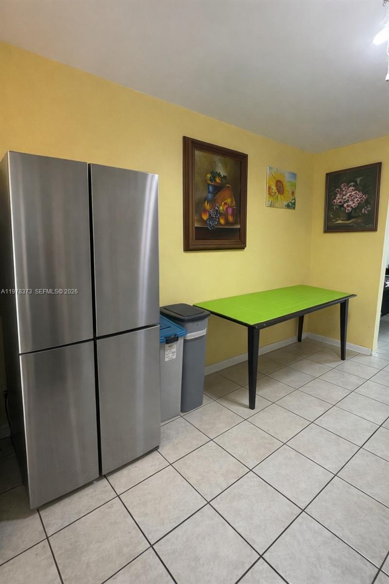330 NW 23rd Ct