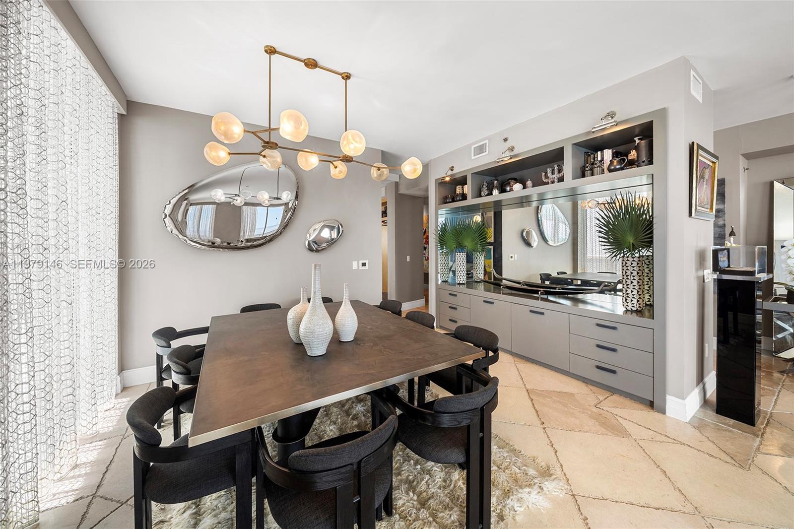 5801 Collins Ave # 1600
