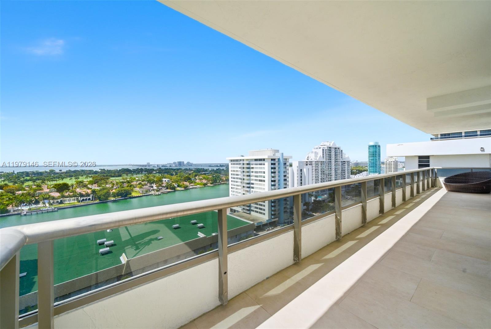 5801 Collins Ave # 1600
