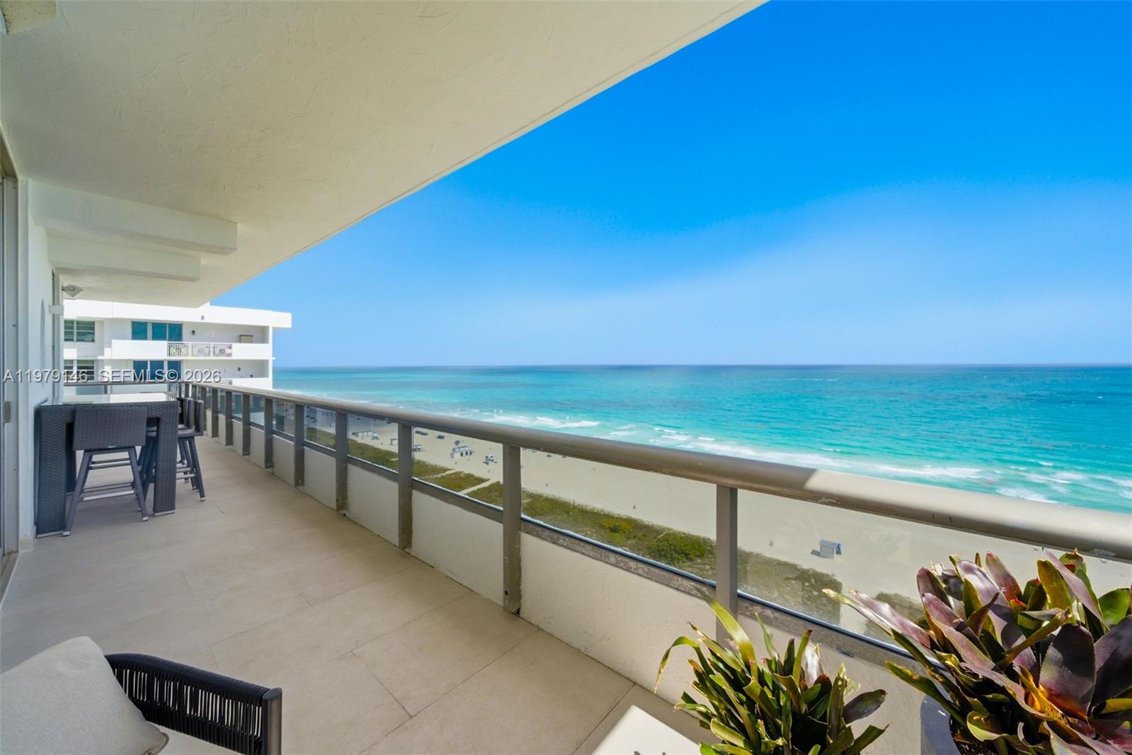 5801 Collins Ave # 1600