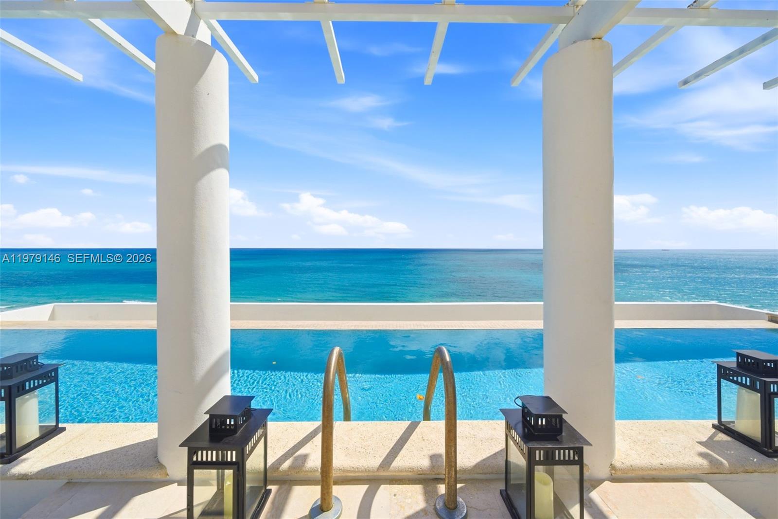 5801 Collins Ave # 1600