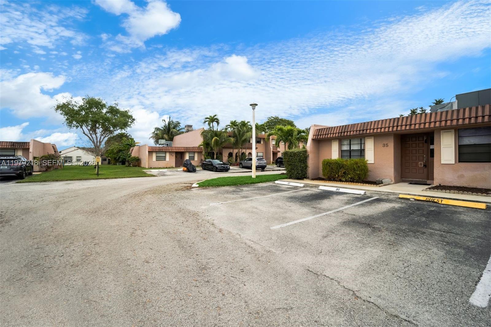 35 Cortez Way # 43 Unit: 1-43