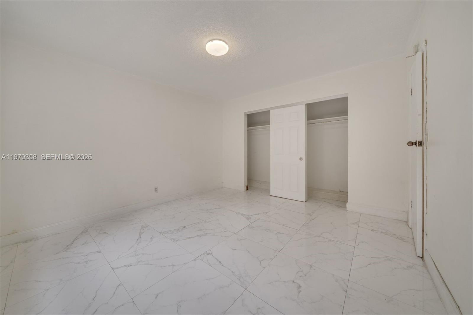 915 Jefferson Ave # 2C