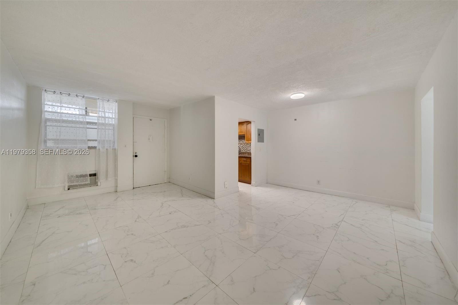 915 Jefferson Ave # 2C