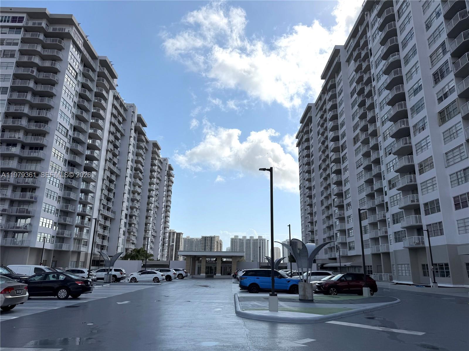 18031 Biscayne Blvd # 904