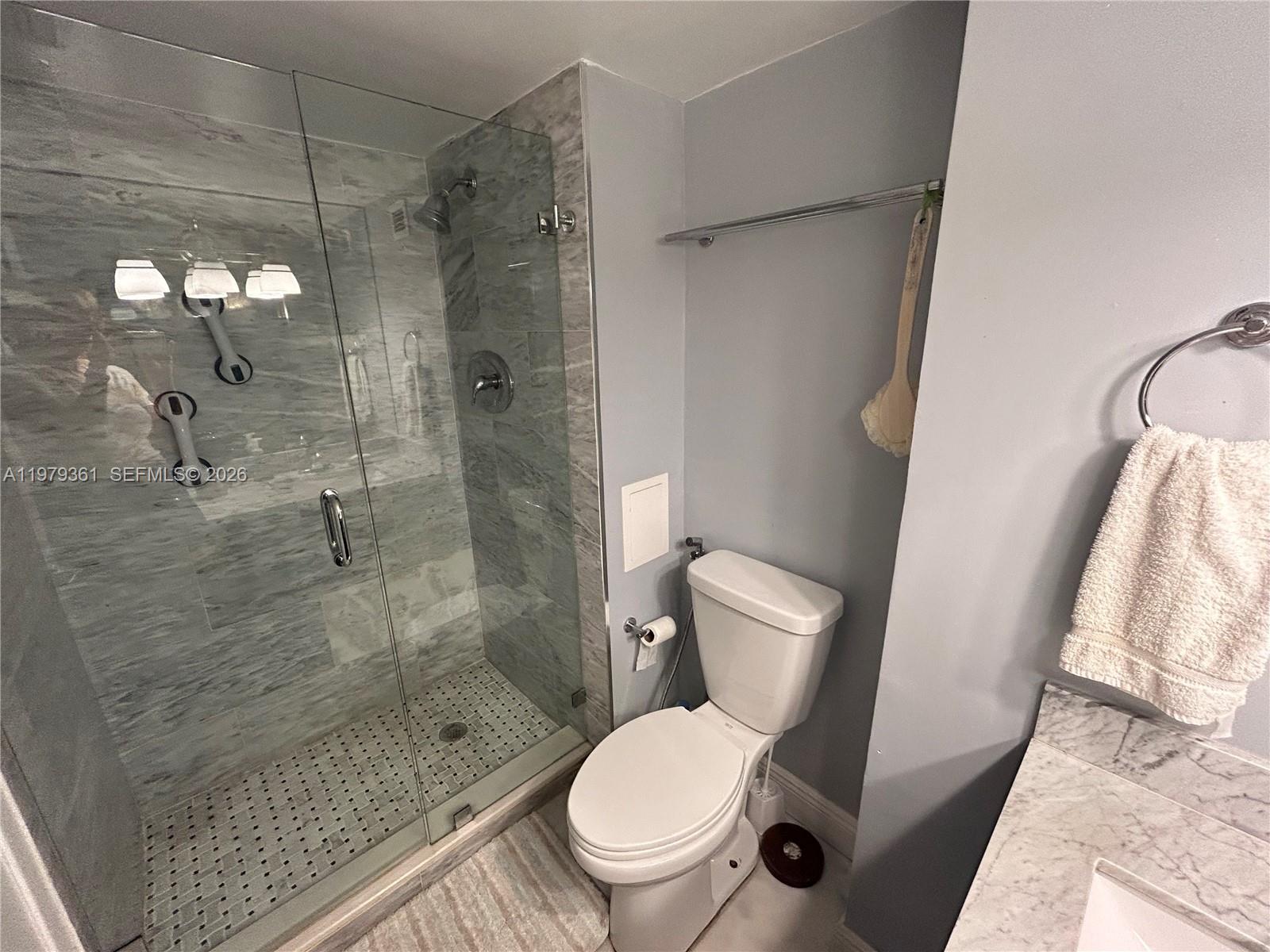 18031 Biscayne Blvd # 904