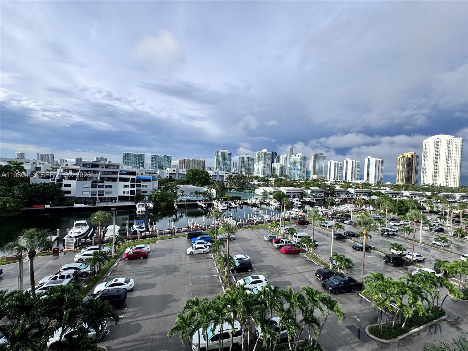 400 Kings Point Dr # 624