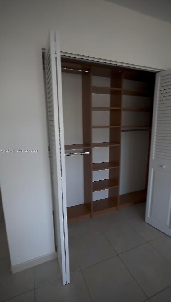 400 Kings Point Dr # 624