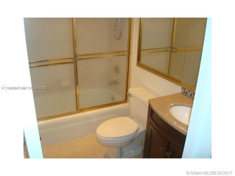 14211 N Kendall Dr # 106E