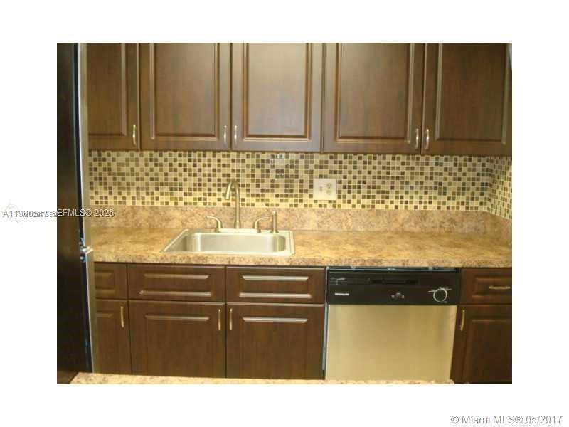 14211 N Kendall Dr # 106E