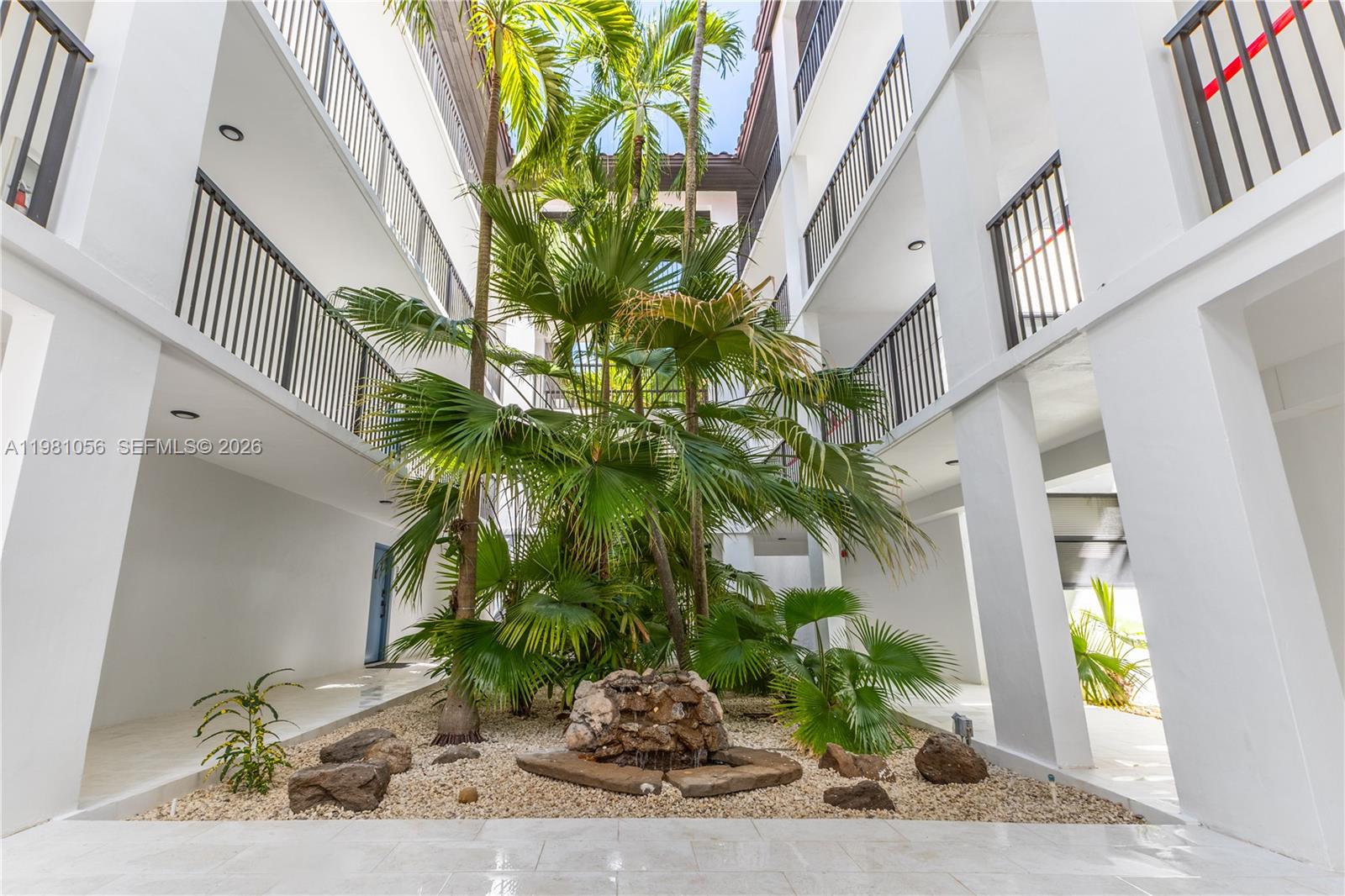 101 Ocean Lane Dr # 1013