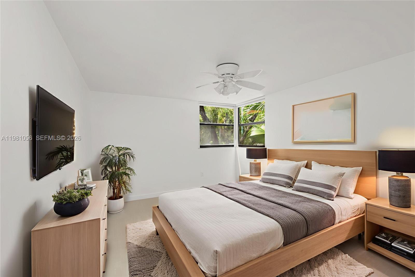 101 Ocean Lane Dr # 1013