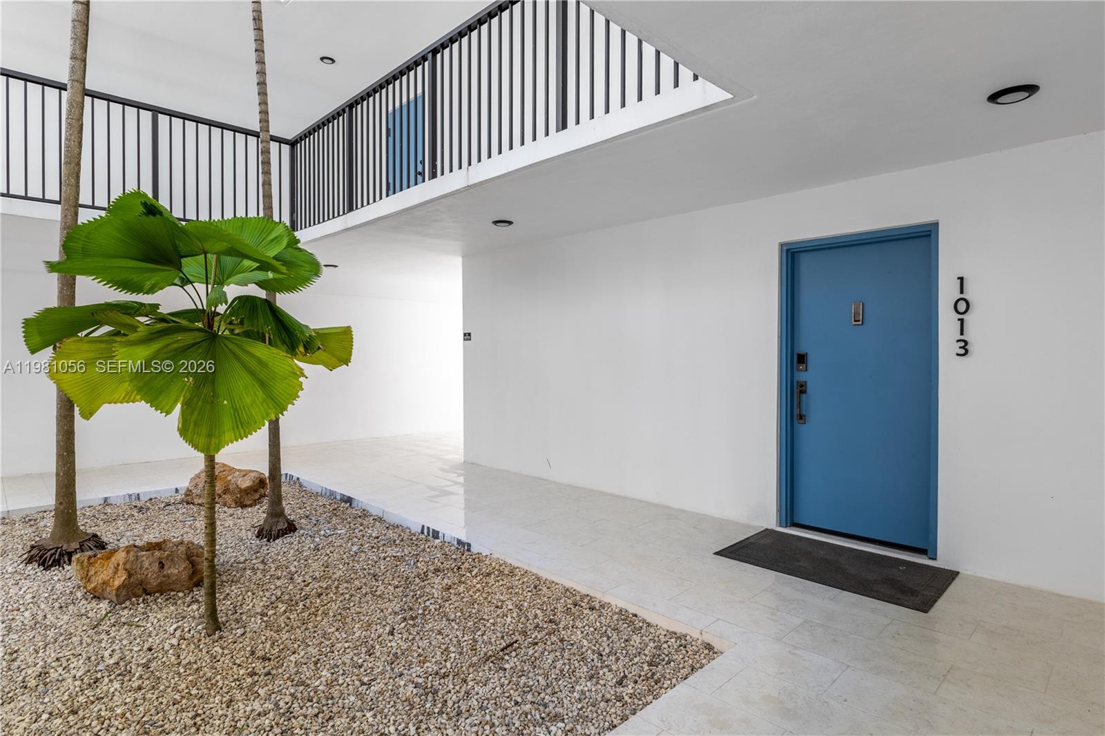 101 Ocean Lane Dr # 1013