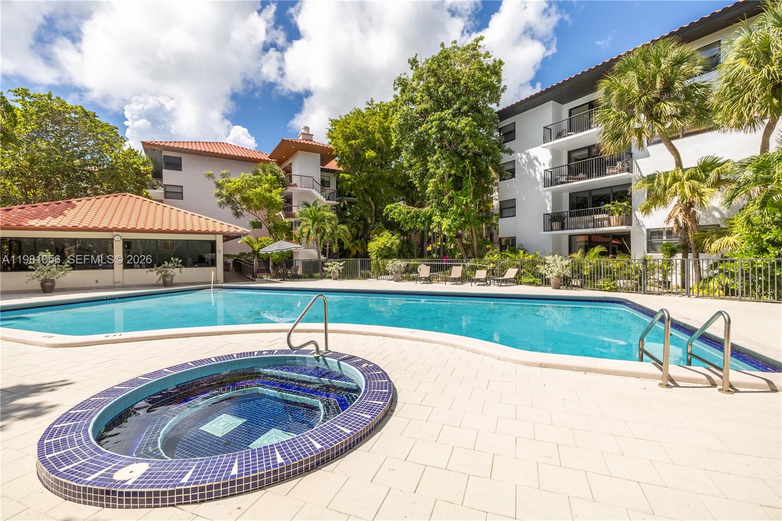 101 Ocean Lane Dr # 1013