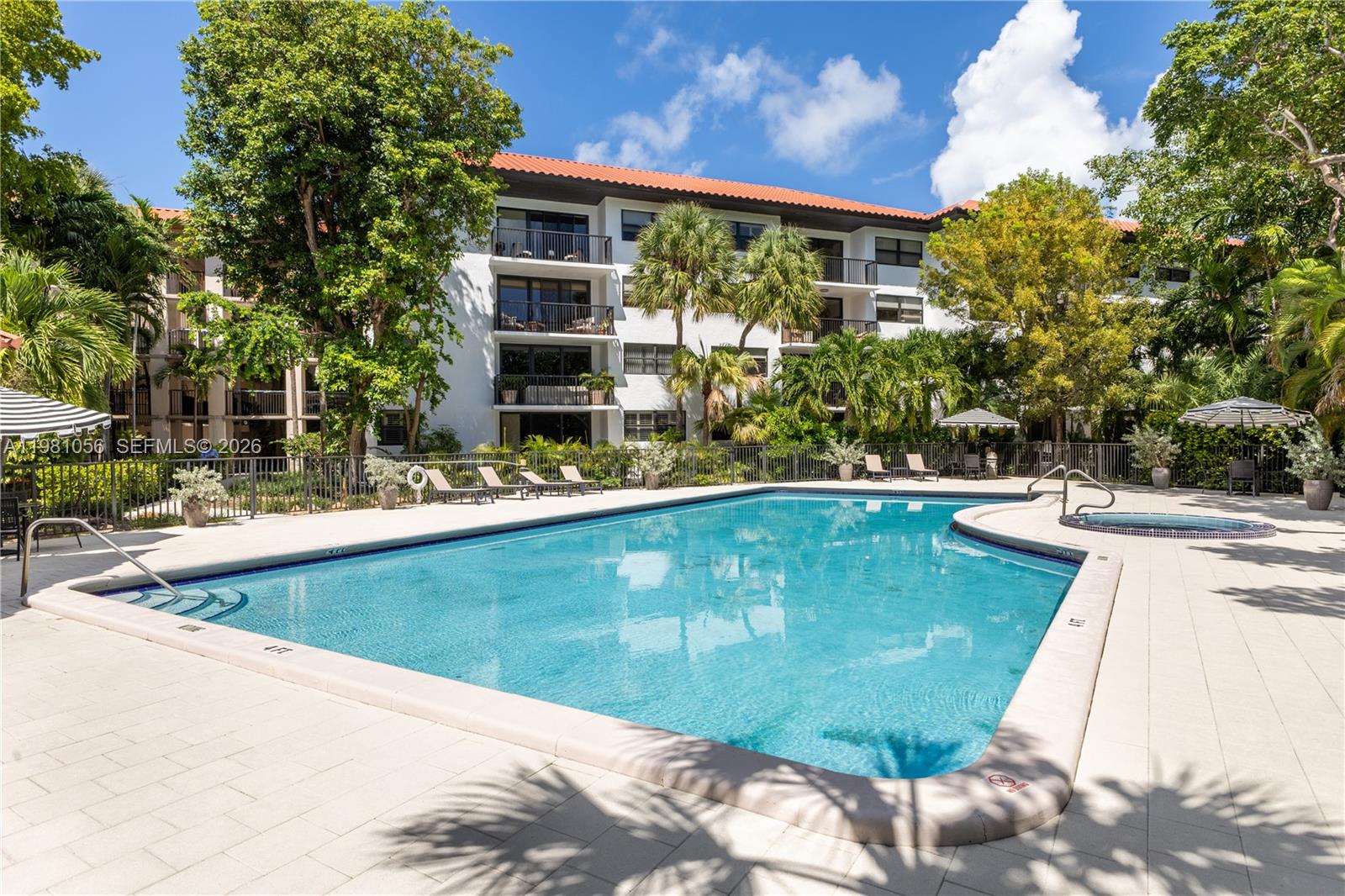 101 Ocean Lane Dr # 1013