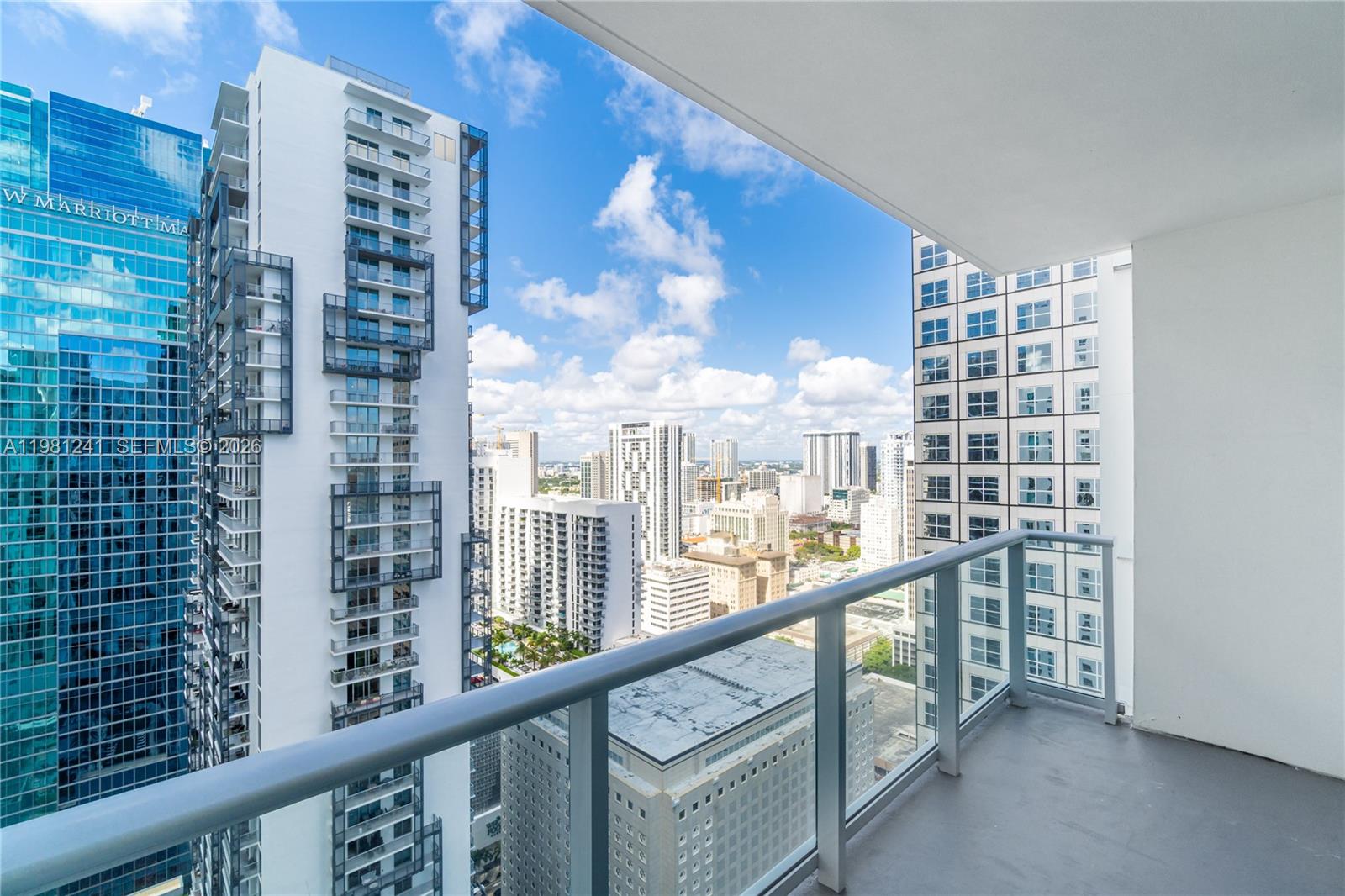 300 S BISCAYNE BL # 3309 Unit: T-3309