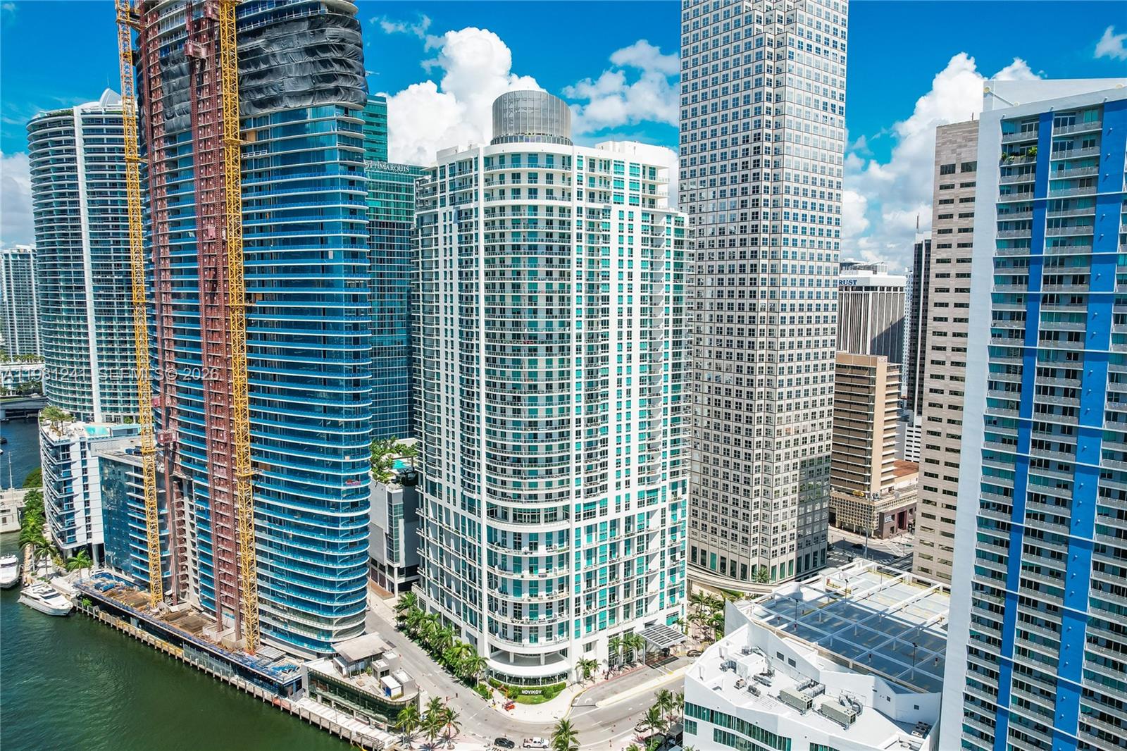300 S BISCAYNE BL # 3309 Unit: T-3309