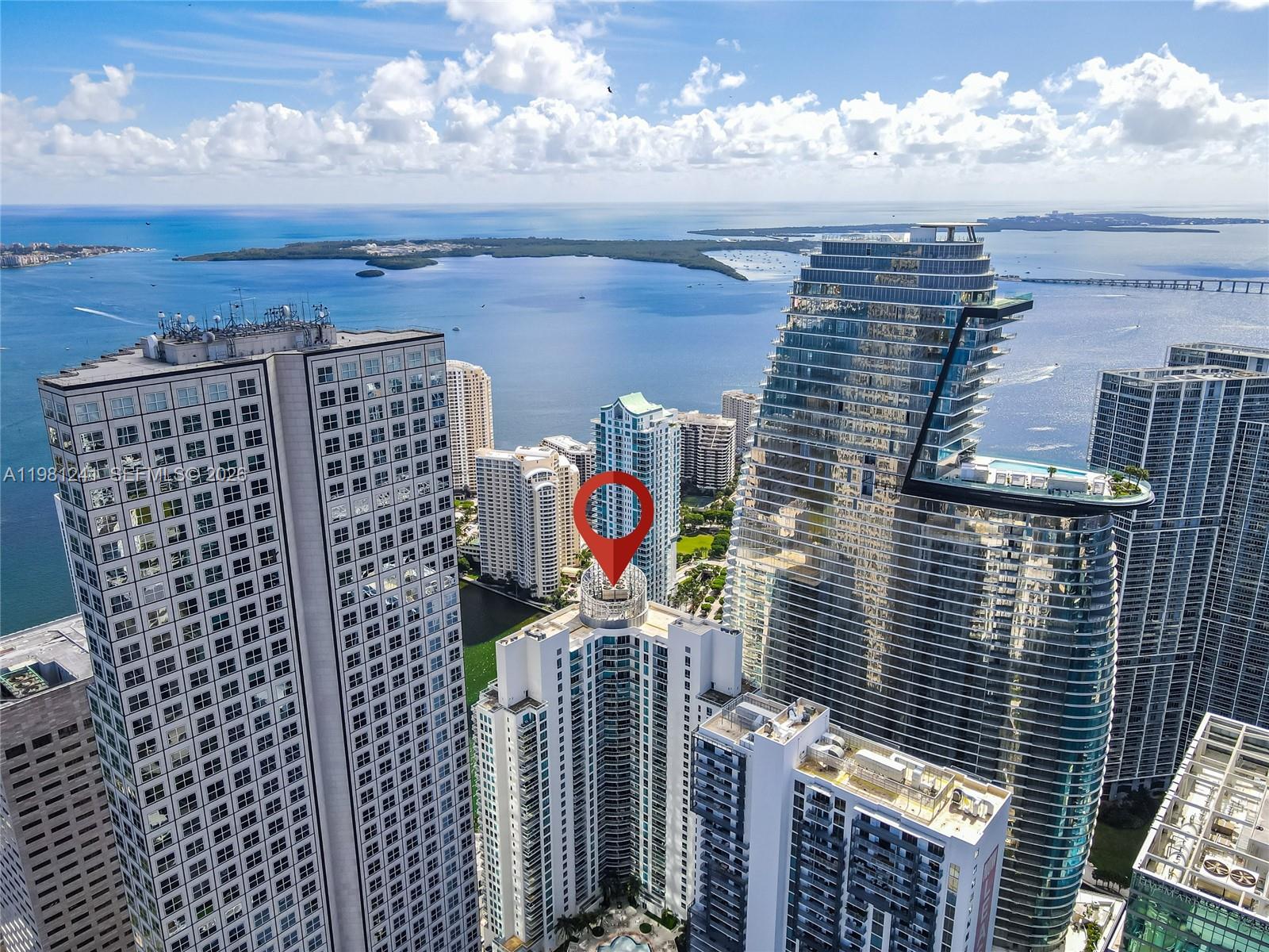 300 S BISCAYNE BL # 3309 Unit: T-3309