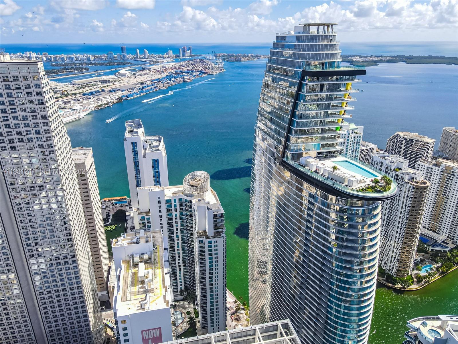 300 S BISCAYNE BL # 3309 Unit: T-3309