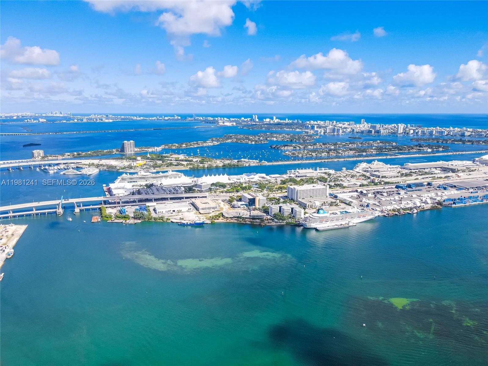 300 S BISCAYNE BL # 3309 Unit: T-3309