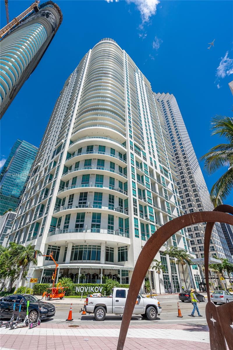 300 S BISCAYNE BL # 3309 Unit: T-3309